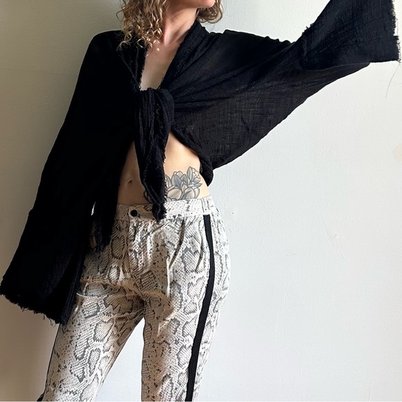 Free People Tops - Free People Bohemian Gauze Black Flare Sleeves Tie Front Top
